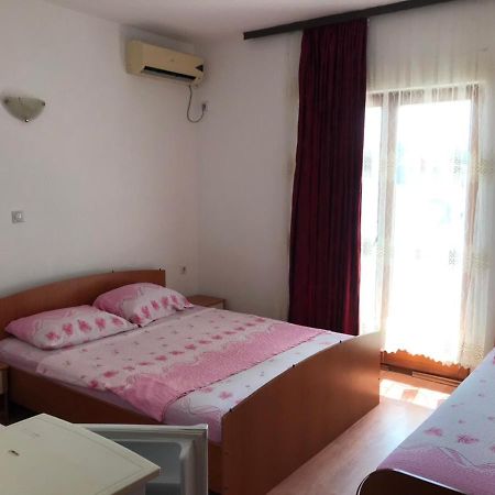 Rooms Ajllin Ulcinj Extérieur photo